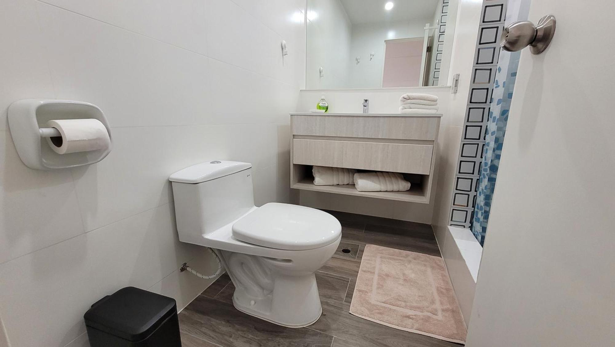 Acogedor Y Hermoso 1br En El Centro De Barranco Con Garaje * Lima