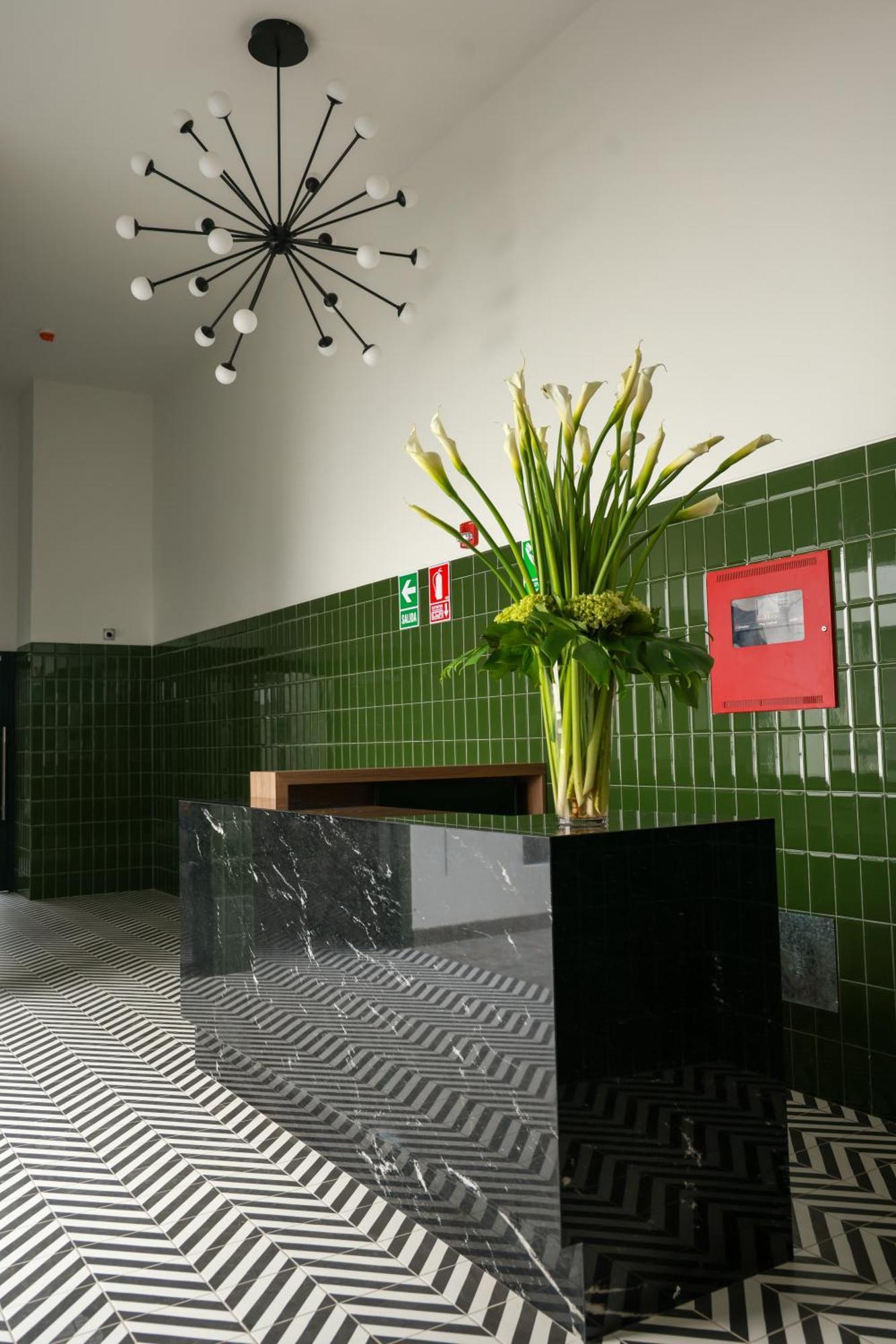 Acogedor Y Hermoso 1br En El Centro De Barranco Con Garaje *